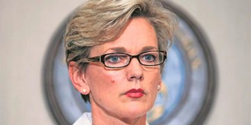 Secretaria de Energía de EU visita a AMLO