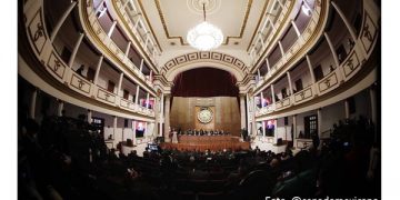 Amparos orillaron a AMLO a impulsar la reforma eléctrica: especialista