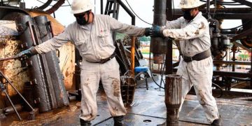 Subsidios contra gasolinazos tumban recaudación del IEPS