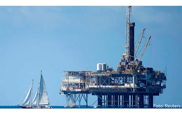 ‘Ganchos’ a Iberdrola: CRE le retirará permisos para generar energía eléctrica