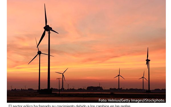 Presiona sector privado para frenar reforma eléctrica: Sener