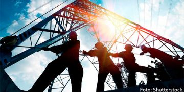 Reforma eléctrica: Morena cede un poco y órganos reguladores mantendrán autonomía