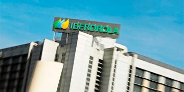 CRE impone a Iberdrola multa histórica en el sector