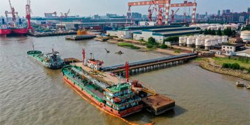 Pemex muda a más trabajadores para descentralización; va a marchas forzadas