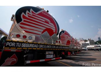 Por fuga, desalojan plataforma de Pemex en Campeche