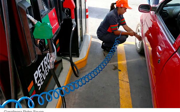 CRE delega trámites para agilizar 15 mil permisos ‘atorados’