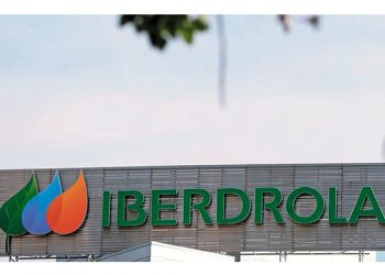Iberdrola tendrá que pagar multa que le impuso la CRE: AMLO