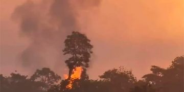 Explota ducto de Pemex en Veracruz