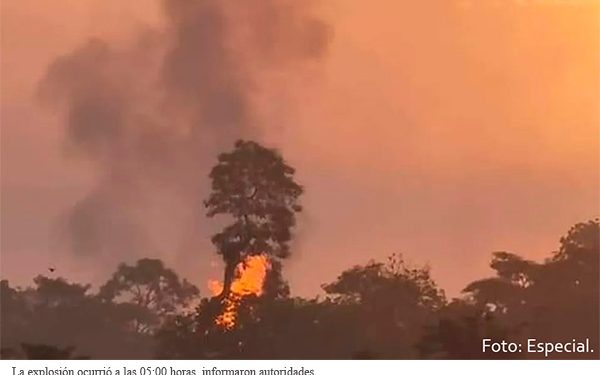 Explota ducto de Pemex en Veracruz