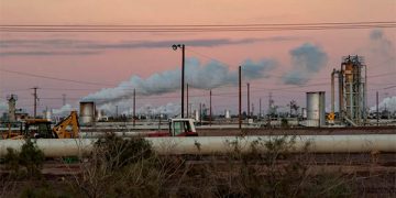 La ausencia de proyectos renovables está dañando el perfil crediticio de la CFE