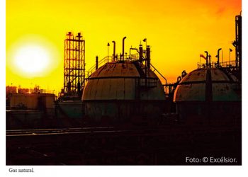 Rigidez en gasto por Pemex y pensiones llevó a Moody’s a rebajar nota de México