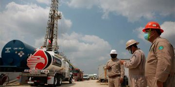 Se aleja autosuficiencia energética: México importa más gasolina y exporta menos petróleo