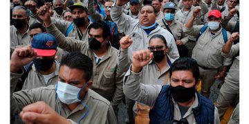 Sindicato petrolero y Pemex inician revisión salarial para el periodo 2022-2023