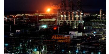 Cómo el negocio de refinación está afectando la calificación de Pemex