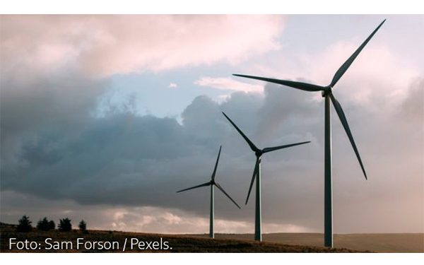 Iberdrola obtiene suspensión judicial ante multa de 9,145 millones por acusación de venta ilegal de energía