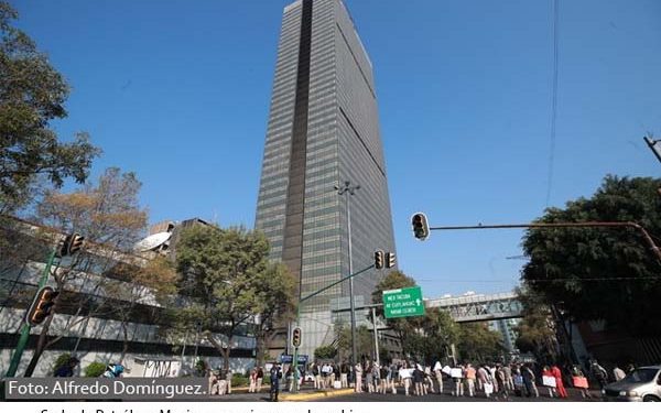 Pemex realizará 4 perforaciones exploratorias en varios campos