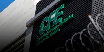 CRE autoriza a dos empresas de Slim la comercialización de gas natural y petróleo