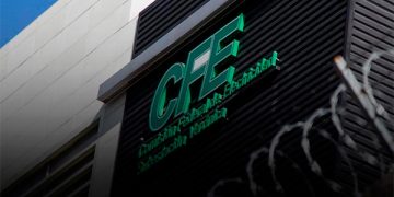 CRE autoriza a dos empresas de Slim la comercialización de gas natural y petróleo