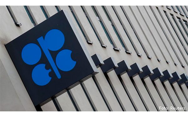 CRE autoriza a dos empresas de Slim la comercialización de gas natural y petróleo