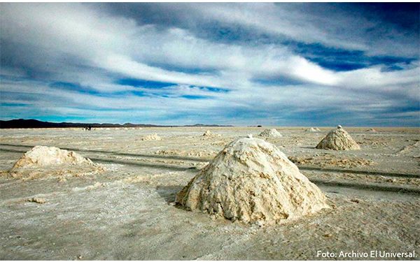 CRE autoriza a dos empresas de Slim la comercialización de gas natural y petróleo