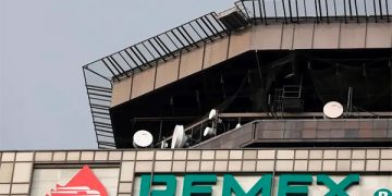 CRE autoriza a dos empresas de Slim la comercialización de gas natural y petróleo