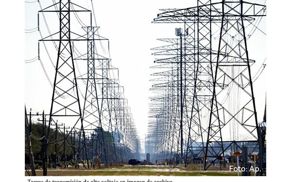 Para prever desgracias, efectúan simulacro de derrame de hidrocarburo en Tuxpan