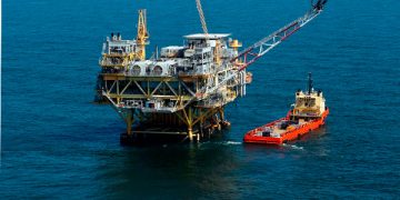 Cae 2.81% anual la producción nacional de crudo: CNH