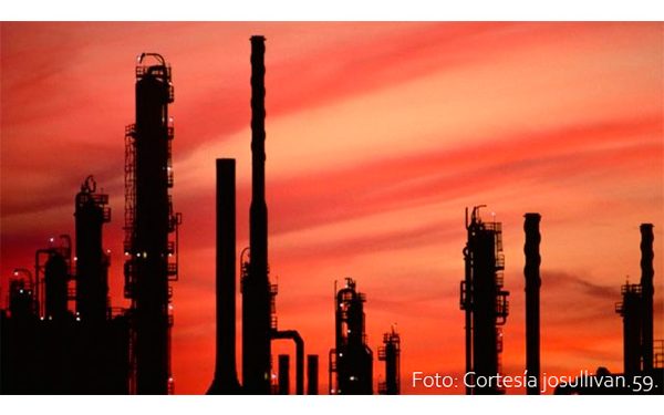 El gobierno mexicano afecta la recuperación de Pemex: Fitch