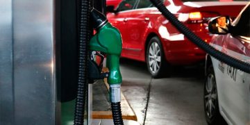 La CRE tiene en fila casi mil permisos para expendio de petrolíferos