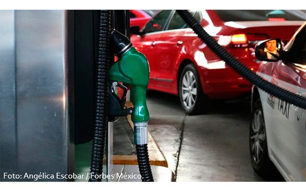 La CRE tiene en fila casi mil permisos para expendio de petrolíferos