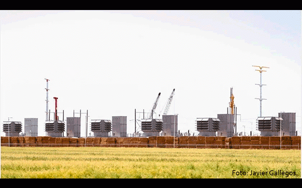 Los grandes consumidores aceleran su salida de las centrales de autoabasto