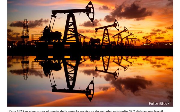 México se prepara para una caída en el precio del petróleo