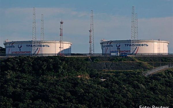 Los precios del petróleo suben un 1% después de los tibios datos de inflación de EE. UU.