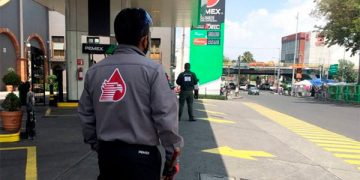 Prevén maratón de permisos de la CRE para gasolineras al cierre de 2022