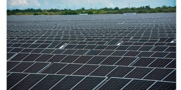 CRE se pone a mano con gasolineros, pero permisos para gaseros siguen trabados