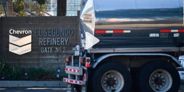 Entró en vigor el embargo de la Unión Europea al petróleo de Rusia: ¿qué es y cómo afectaría al mundo?