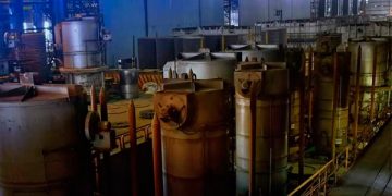 CFE le cortó la luz a Altos Hornos de México por falta de pago