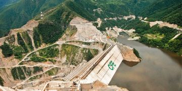México busca concretar créditos con EU en la Cumbre de América del Norte para proyectos de energía limpia de la CFE