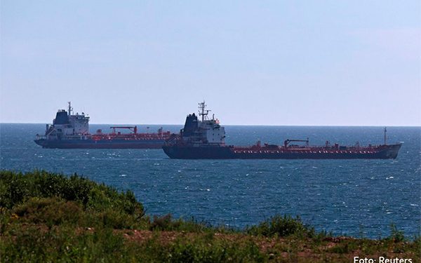 El petróleo sube un 3% por los planes de producción de la OPEP+ y el límite de precio del crudo ruso