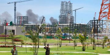 En el 2022, gobierno gastó 520,765 millones de pesos más de lo aprobado al sumar 7.6 billones de pesos