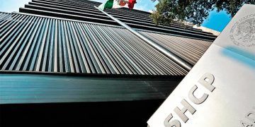 Pemex tiene vencimientos por 8,000 mdd