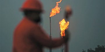 Pemex quemó hidrocarburos valuados en 342 millones de dólares en dos grandes yacimientos