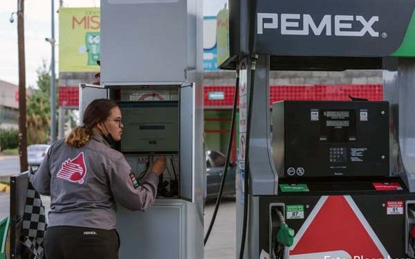 Pemex, ‘endeudado hasta el cuello’; debe pagar 17 mil mmd hasta 2024