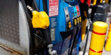 El petróleo sube un 1% a medida que la demanda de petróleo tocará récord el próximo año