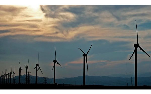 Batea la CRE 80% de las solicitudes de permisos eléctricos