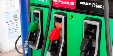 Fisco absorbe alza en precio de referencia de la gasolina en enero