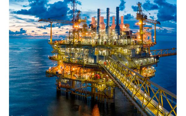 Inversiones de petroleras cayeron 36% en 2022: CNH