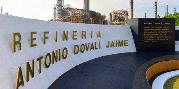 Pemex sube el procesamiento de crudo en sus refinerías, pero no al nivel deseado