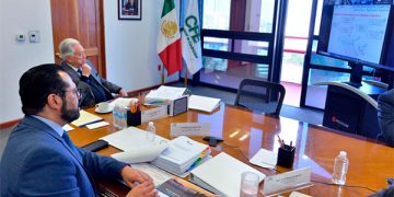 Ven permanencia de autos con hidrocarburos