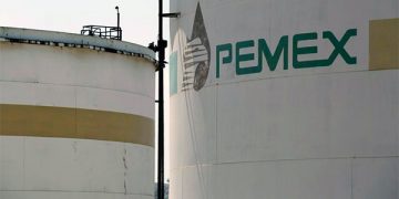 Pemex pagó 229,526 millones de pesos menos de impuestos en el 2022: SAT